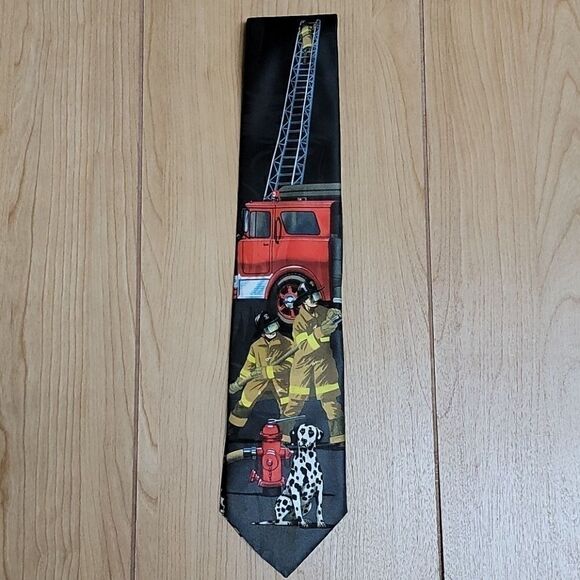 RALPHāMARLINāFIREMANā
DALMATIONĀ TIE - Picture 2 of 7